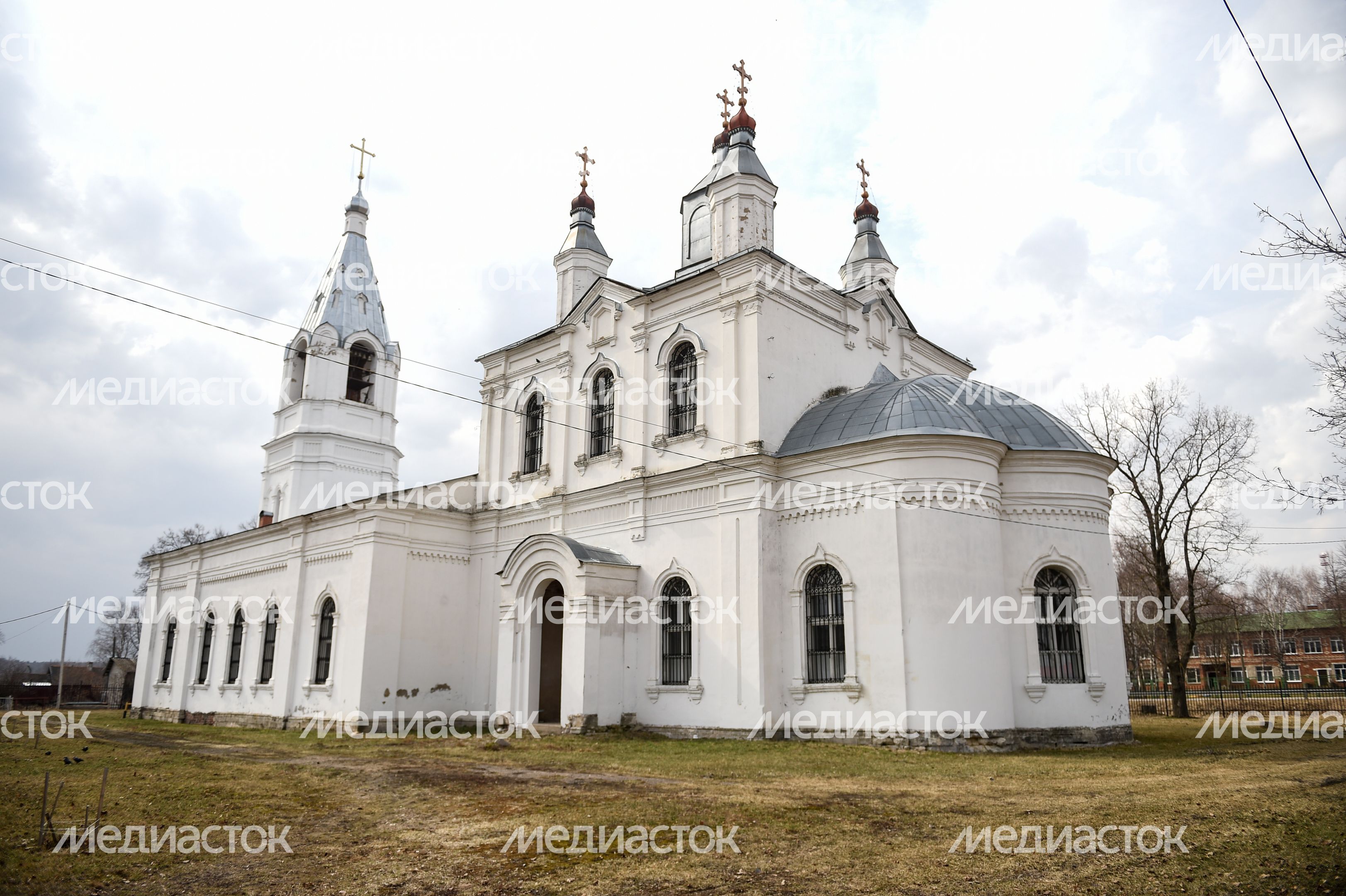 Воскресенская церковь в Шаховском районе