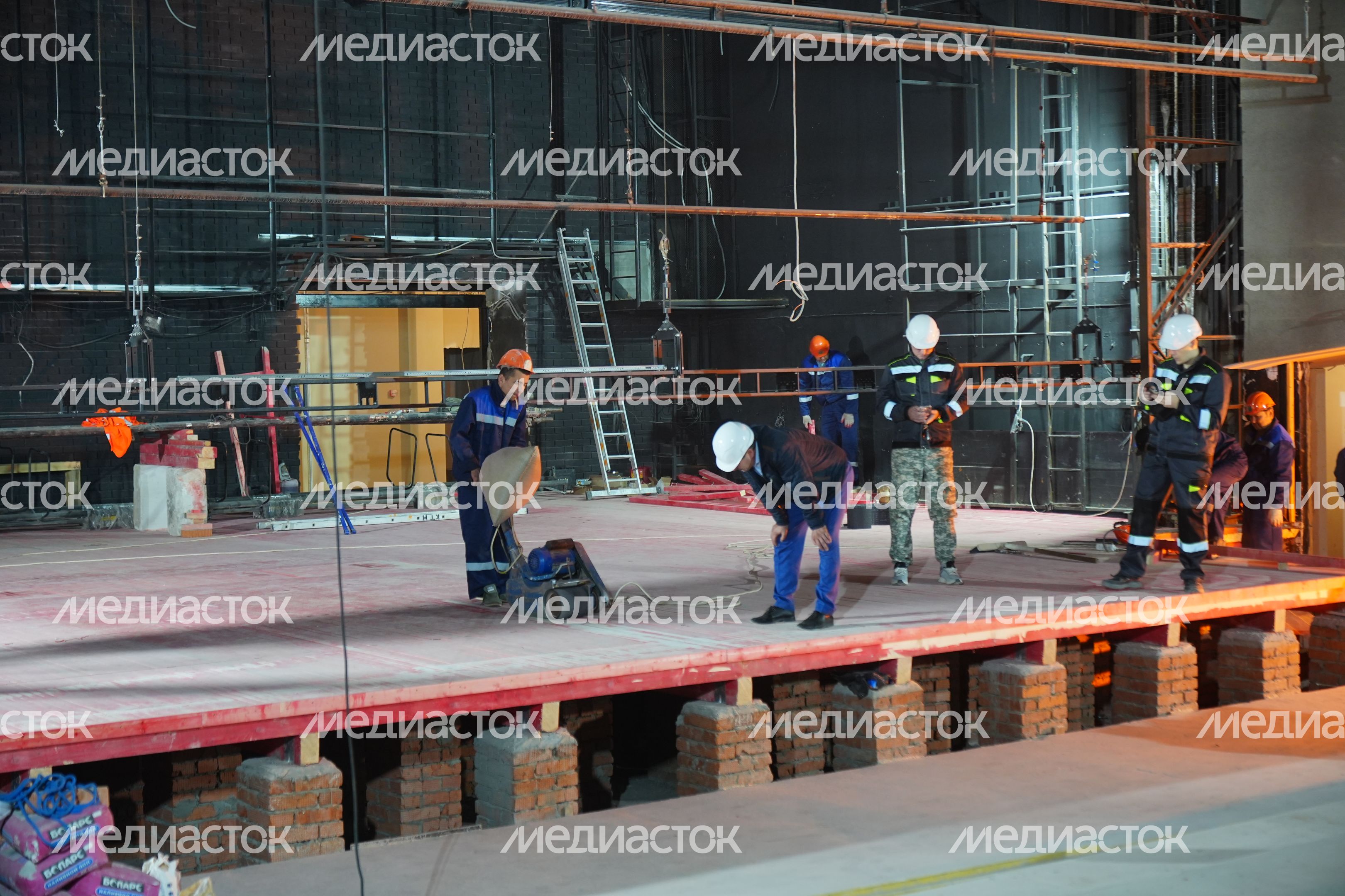 Реконструкция театра "ФЭСТ" завершается в Мытищах Реконструкция театра "ФЭСТ" завершается в Мытищах