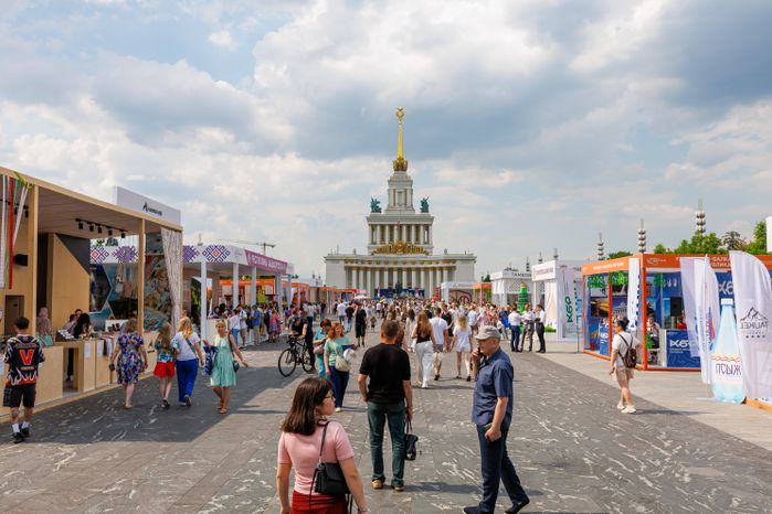 Стенд Московской области на туристическом форуме «Путешествуй!» 2026 на ВДНХ