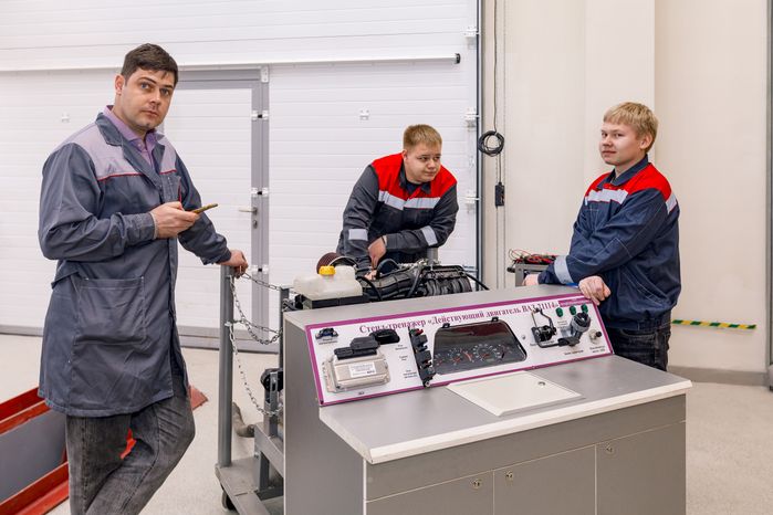 Фестиваль профессий «Путь навыков» в Бронницком автомобильно-дорожном колледже