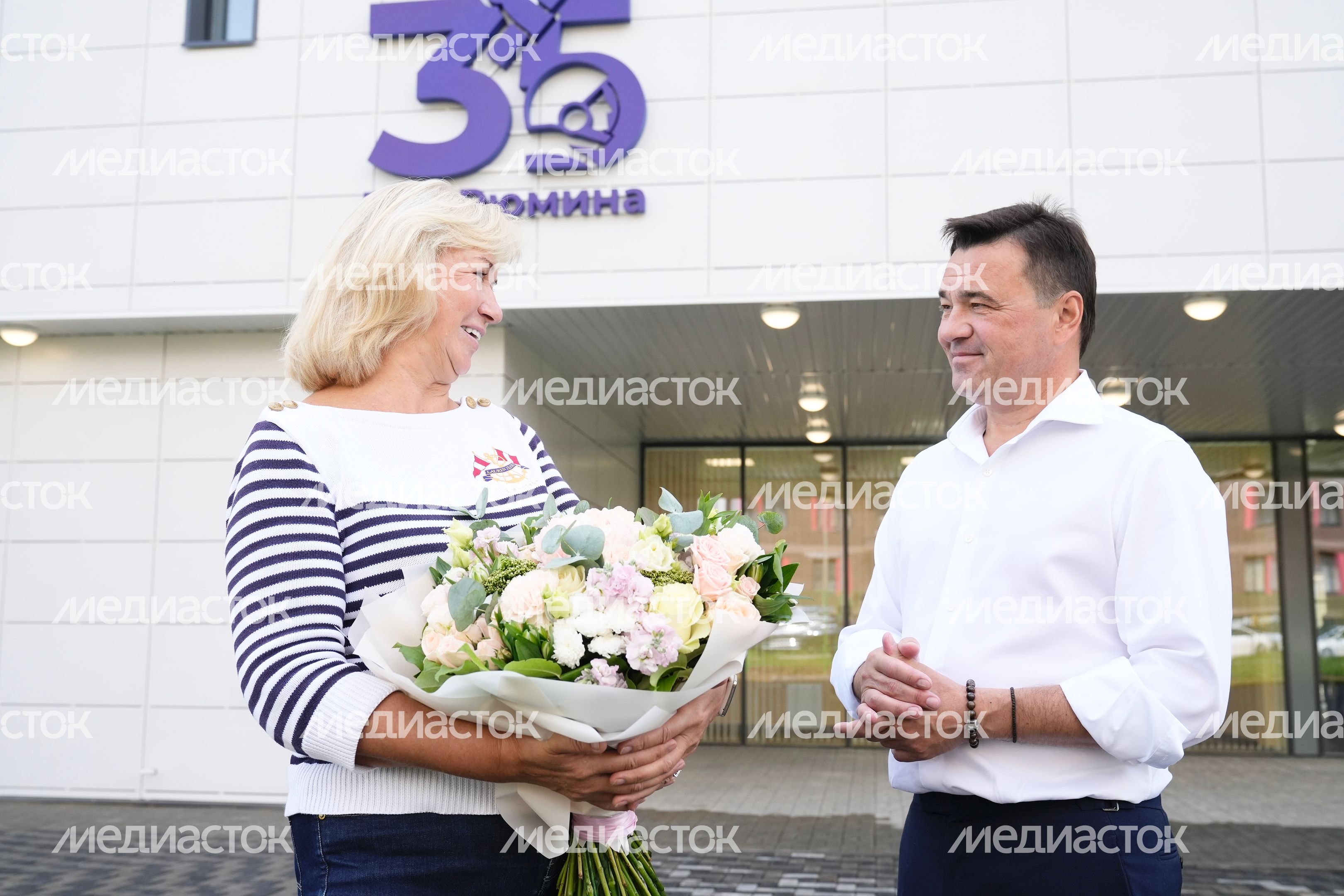 Проверка хода работ по строительству образовательного комплекса в ЖК «Императорские Мытищи» Губернатором Подмосковья