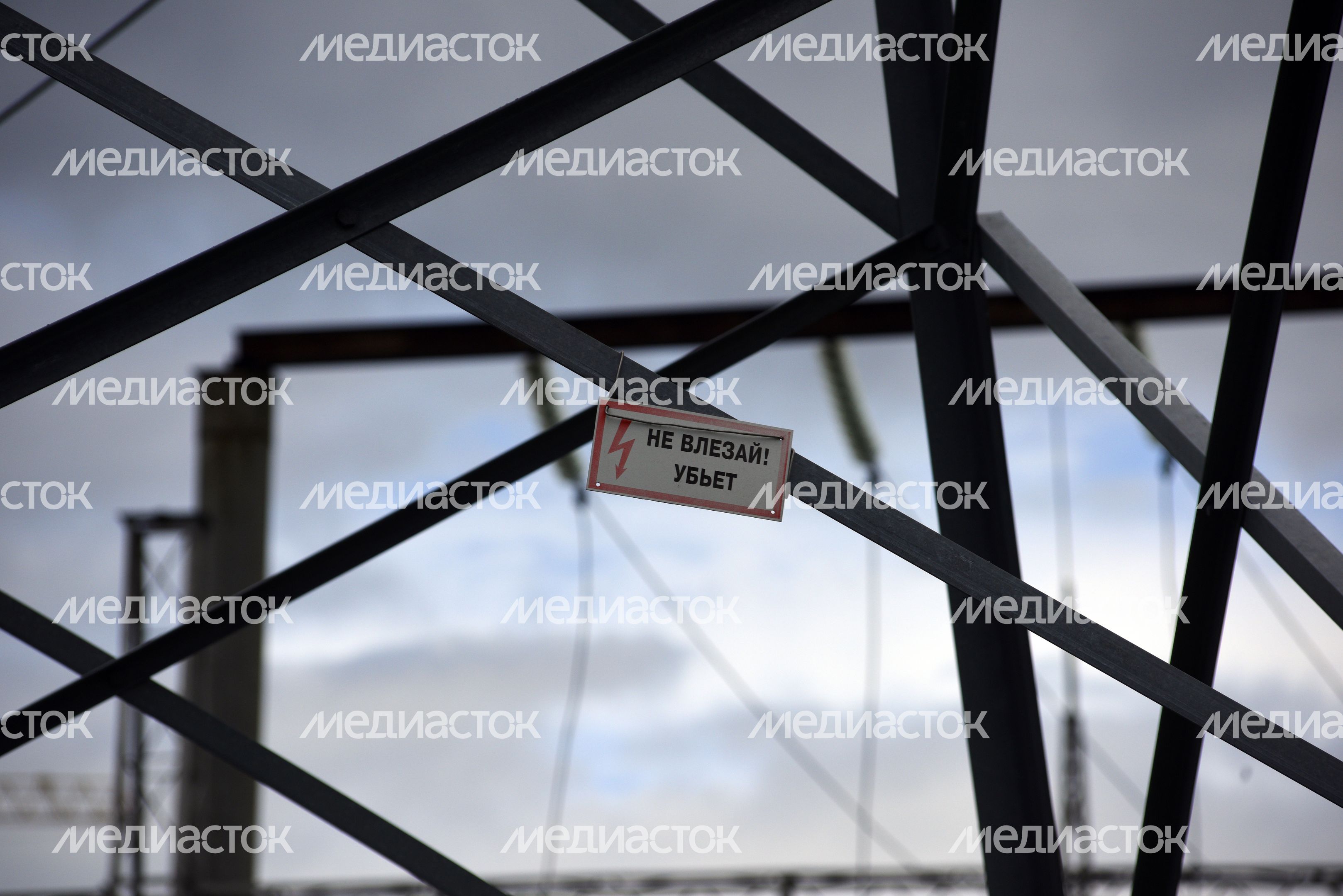 Линия электропередачи в Химках