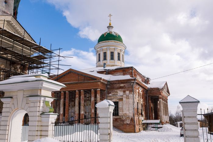 Собор Троицы Живоначальной в Яхроме
