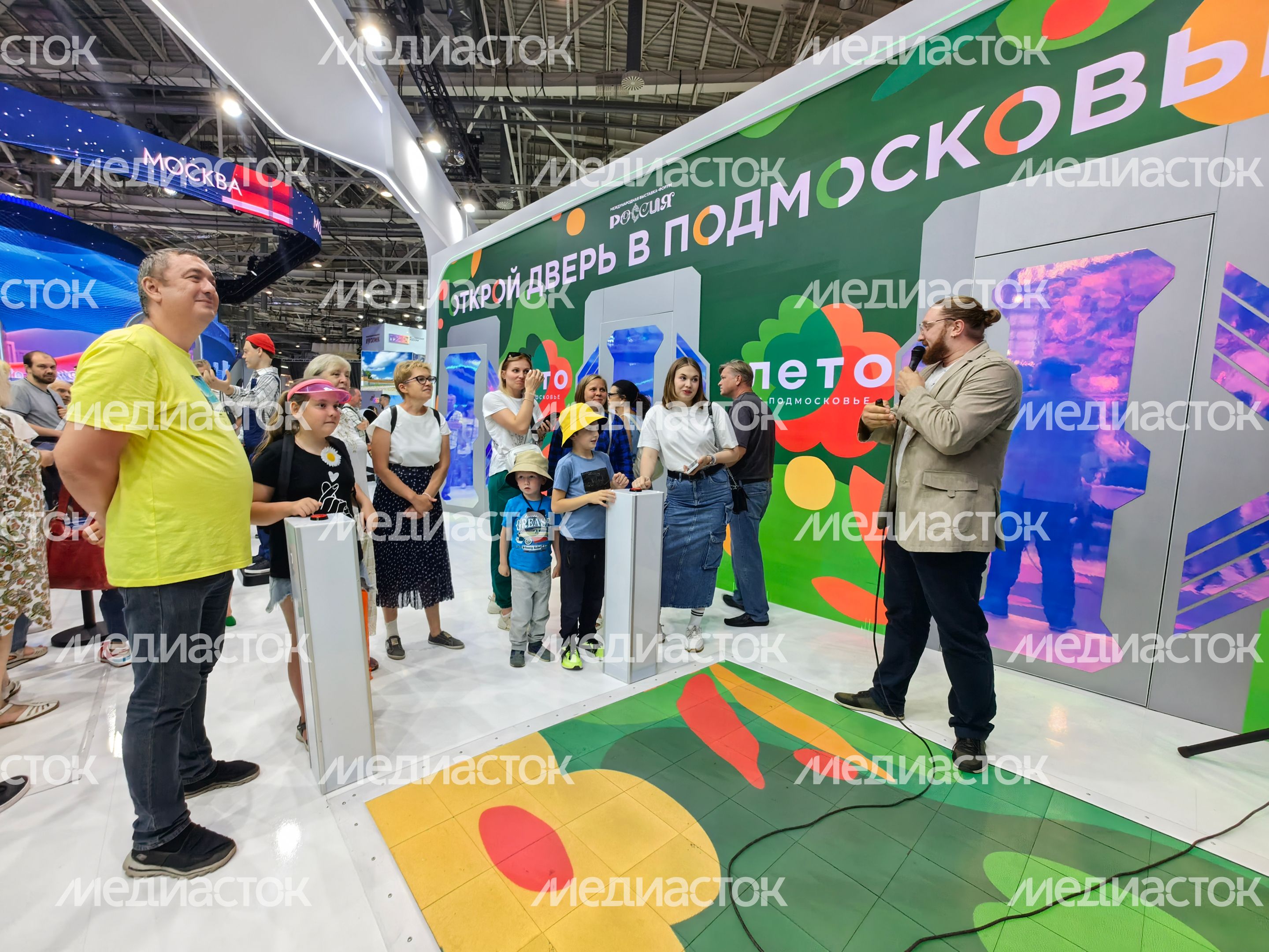 На ВДНХ завершает свою работу международная выставка-форум "Россия" На ВДНХ завершает свою работу международная выставка-форум "Россия"