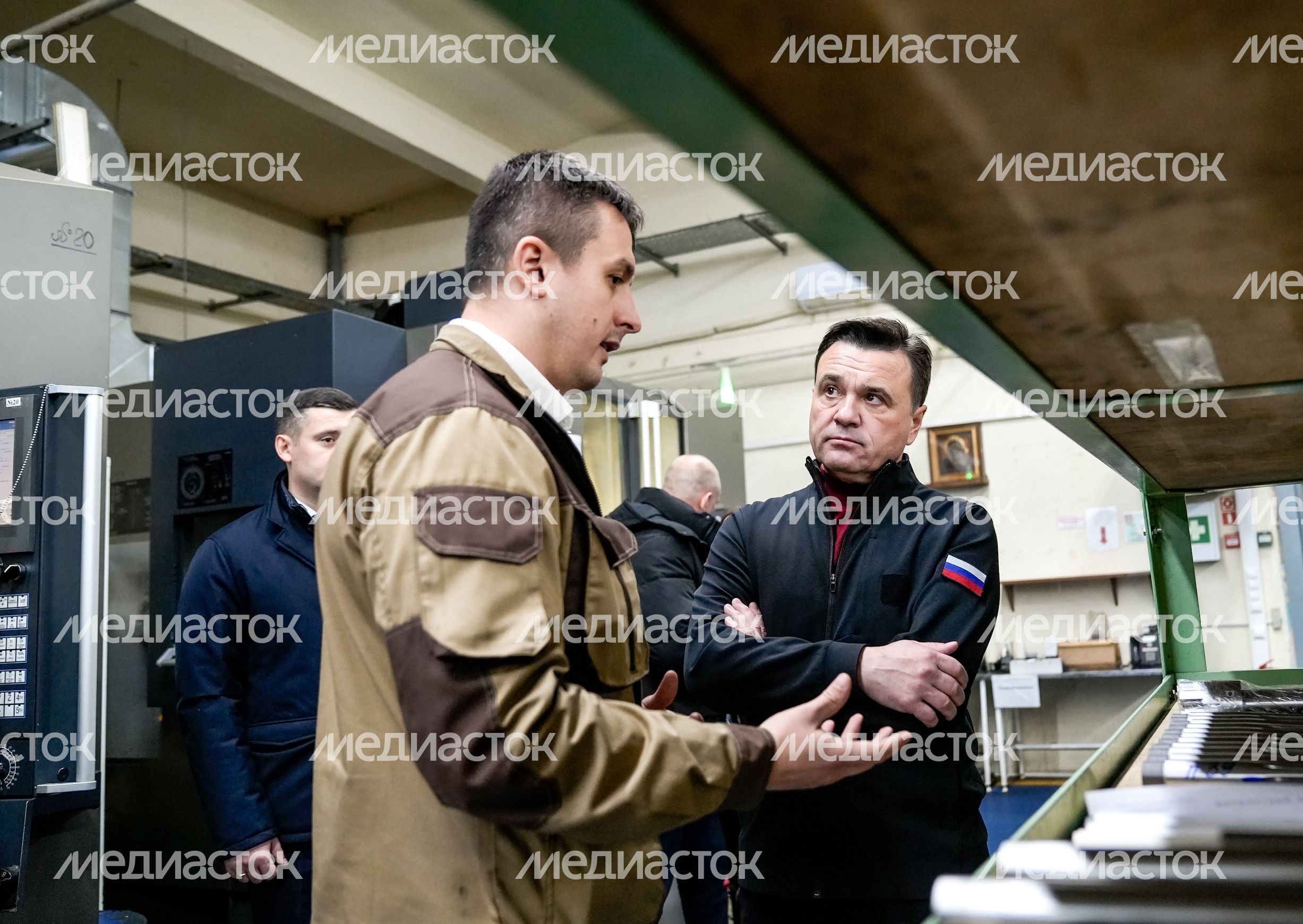 Андрей Воробьев оценил работу подмосковного оружейного завода Андрей Воробьев оценил работу подмосковного оружейного завода
