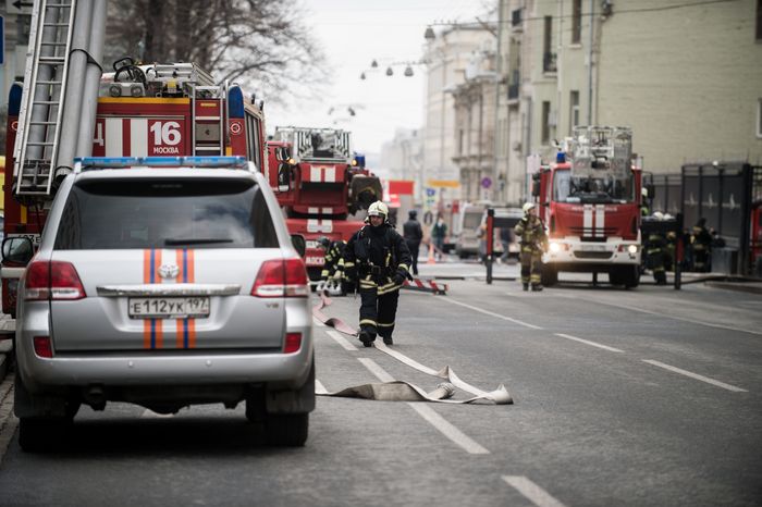 Пожар в здании Минобороны РФ в Москве