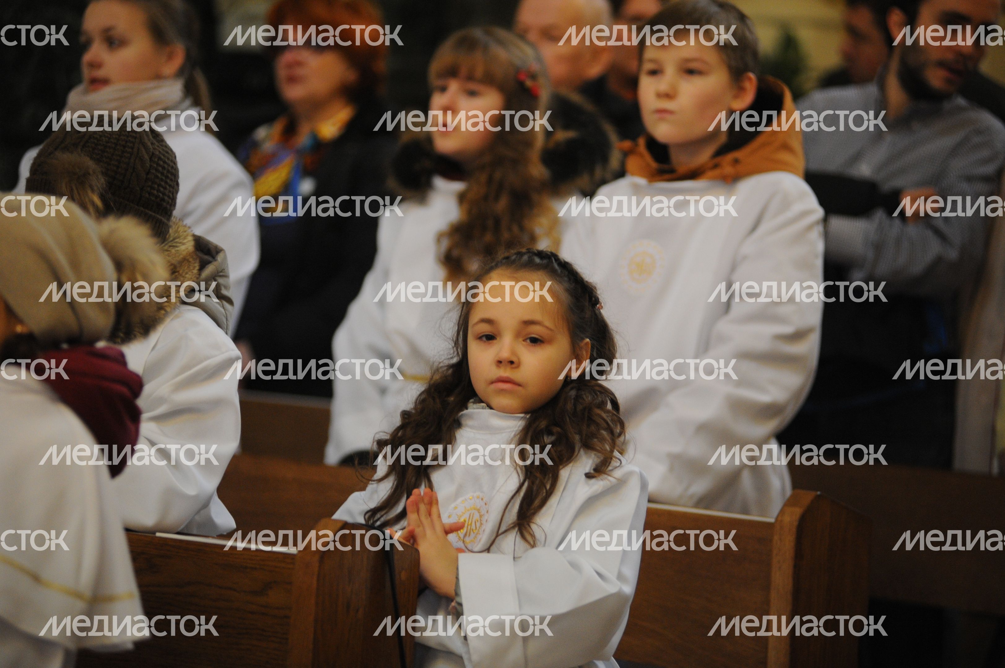 Празднование католической Пасхи в кафедральном соборе в Москве Празднование католической Пасхи в кафедральном соборе в Москве