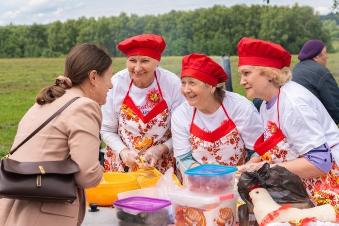 Гастрономический фестиваль «Каша из топора на полях Бородина» на Бородинском поле Можайского округа