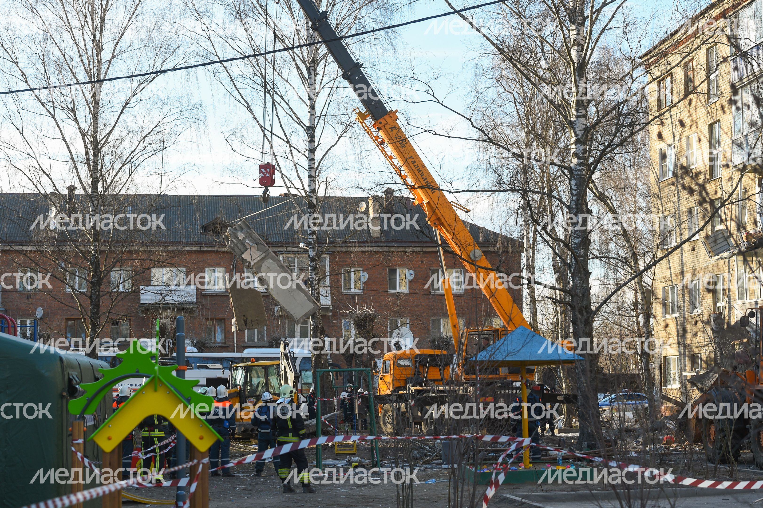 Кадры с места взрыва газа в многоквартирном доме в Орехово-Зуеве
