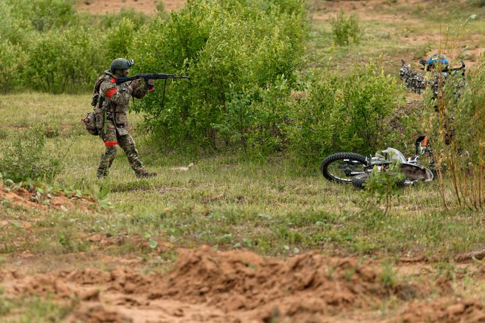 Реконструкция современных боевых действий в парке «Патриот» Одинцовского округа