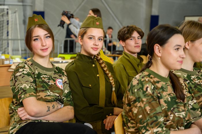 Участники команды Училища олимпийского резерва Тульской области на Кулинарном поединке 2025