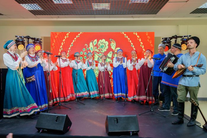 Мир народных художественных промыслов на выставке «Жар-птица» в Экспоцентре