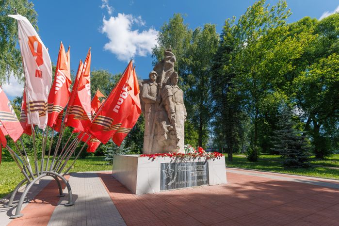 Мемориал погибшим в Великой Отечественной войне в парке Победы города Хотьково Сергиево-Посадского округа