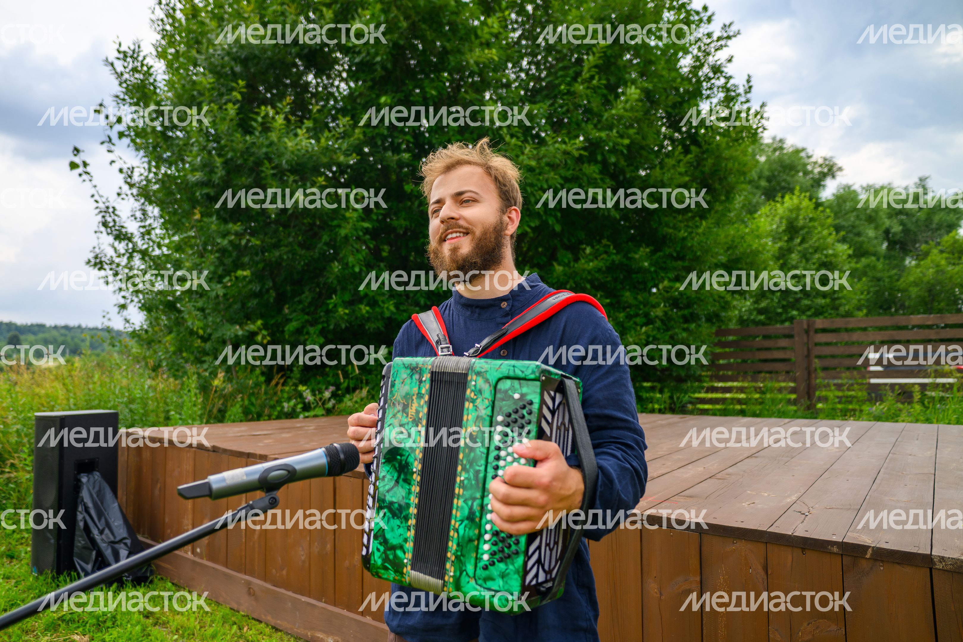 Фестиваль народной культуры «Сенокос в Муранове» Пушкинского округа