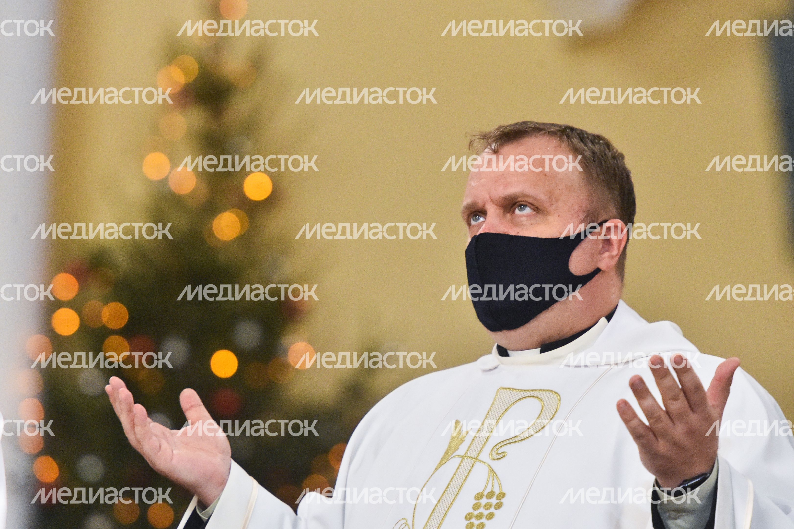 Рождественская служба в кафедральном соборе Непорочного Зачатия Пресвятой Девы Марии