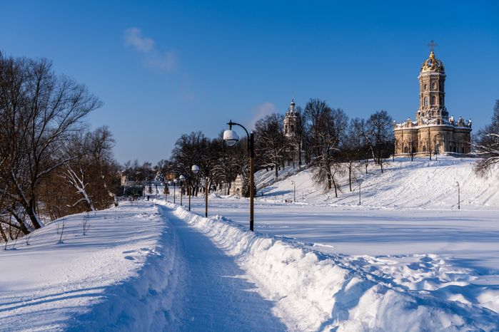 Церковь иконы Божьей Матери Знамение в поселке Дубровицы в Подольске