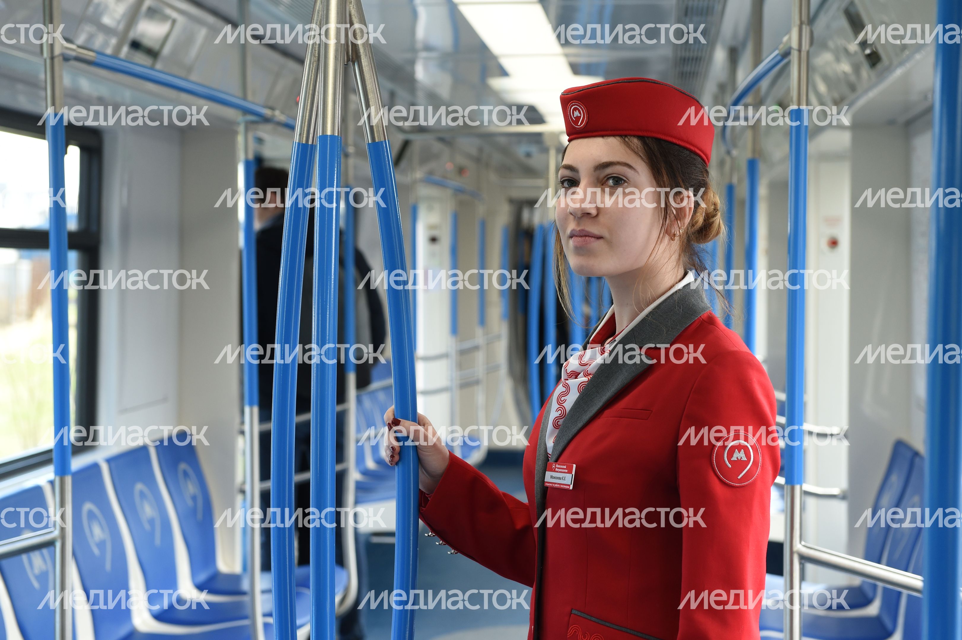 Поезд нового поколения «Москва» запустили в столичном метро
