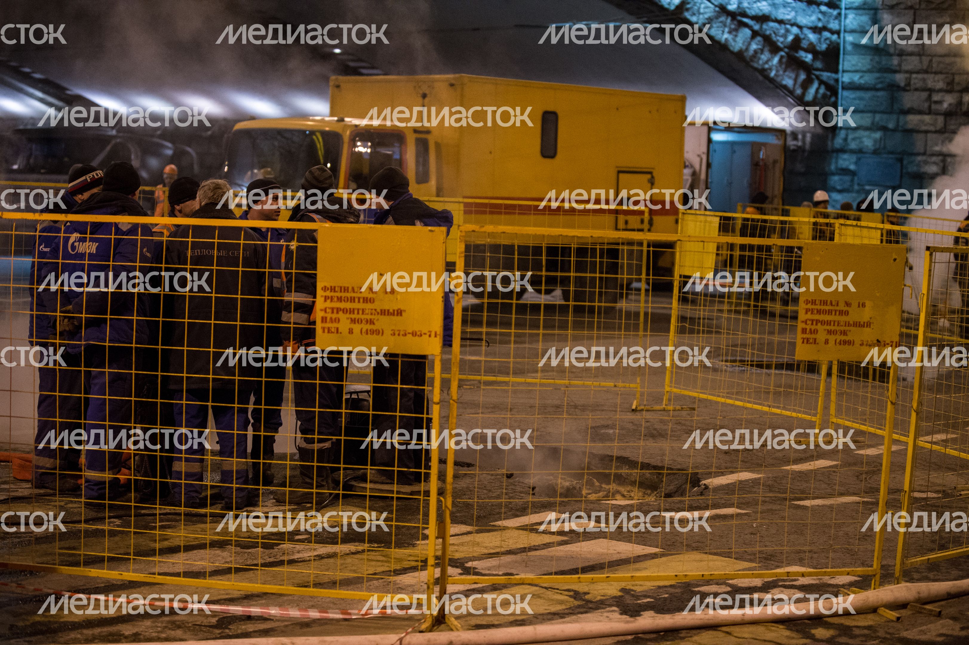Прорыв трубы в центре Москвы Прорыв трубы в центре Москвы