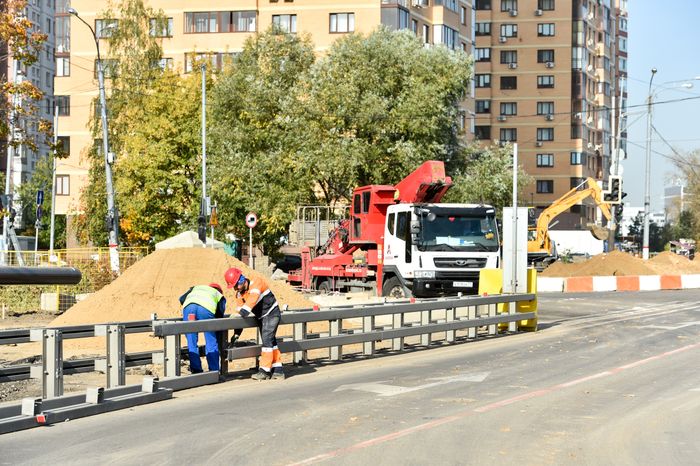 Надвижка арочного пролета на развязке Ленинградского шоссе в Химках
