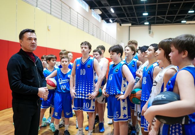 Андрей Воробьев посетил обновленный спорткомплекс "Орион" в Балашихе
