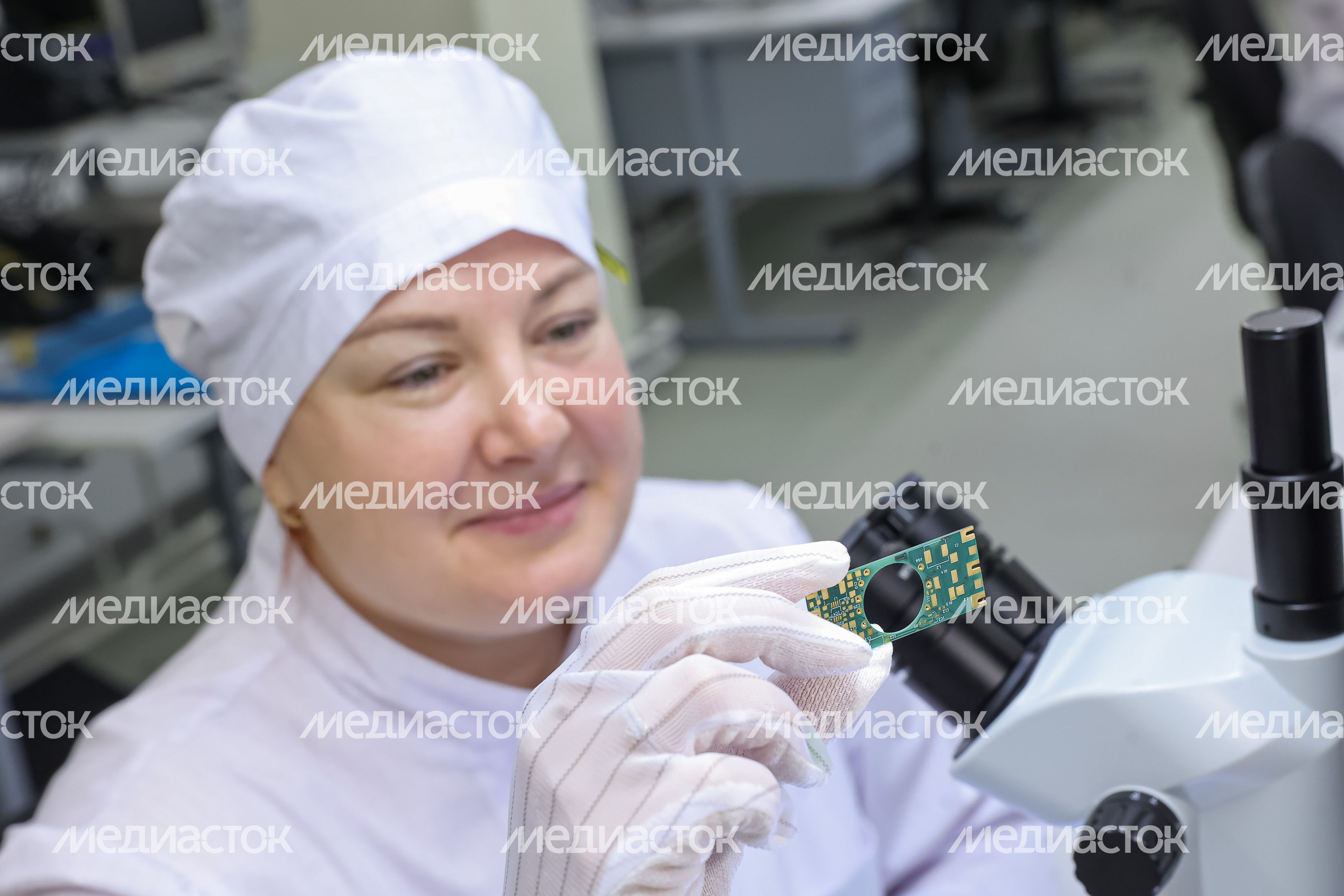 Крупное производство чипов, диодов и микросхем запущено в Подмосковье Крупное производство чипов, диодов и микросхем запущено в Подмосковье