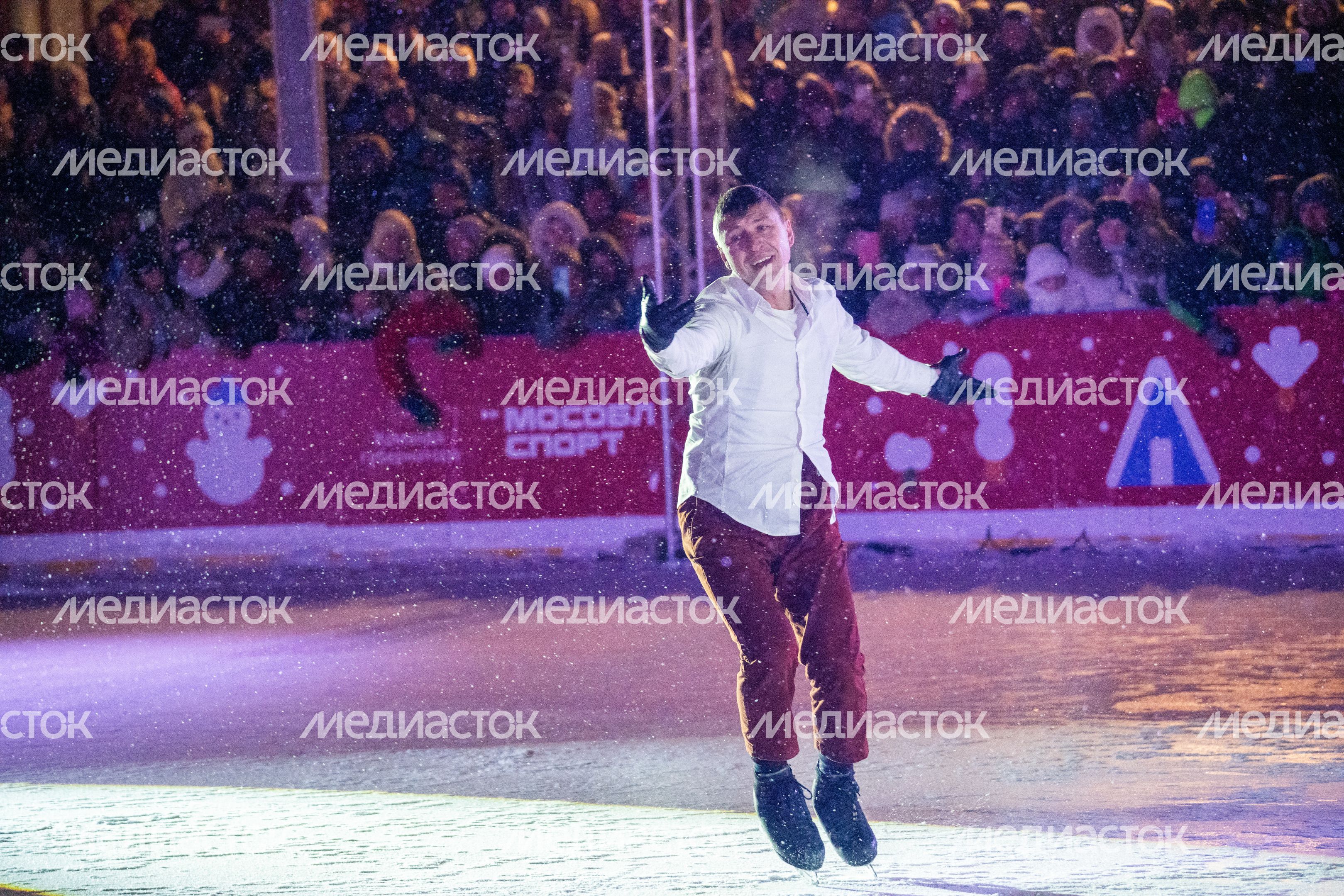 Красногорск. Ледовое шоу Ильи Авербуха «Чемпионы» в Путилково