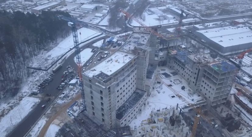 Посещение Губернатором Подмосковья стройплощадки Детской областной больницы в Красногорске