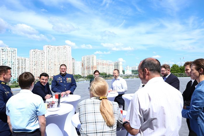 Губернатор поздравил подмосковных школьников, набравших 300 баллов на ЕГЭ