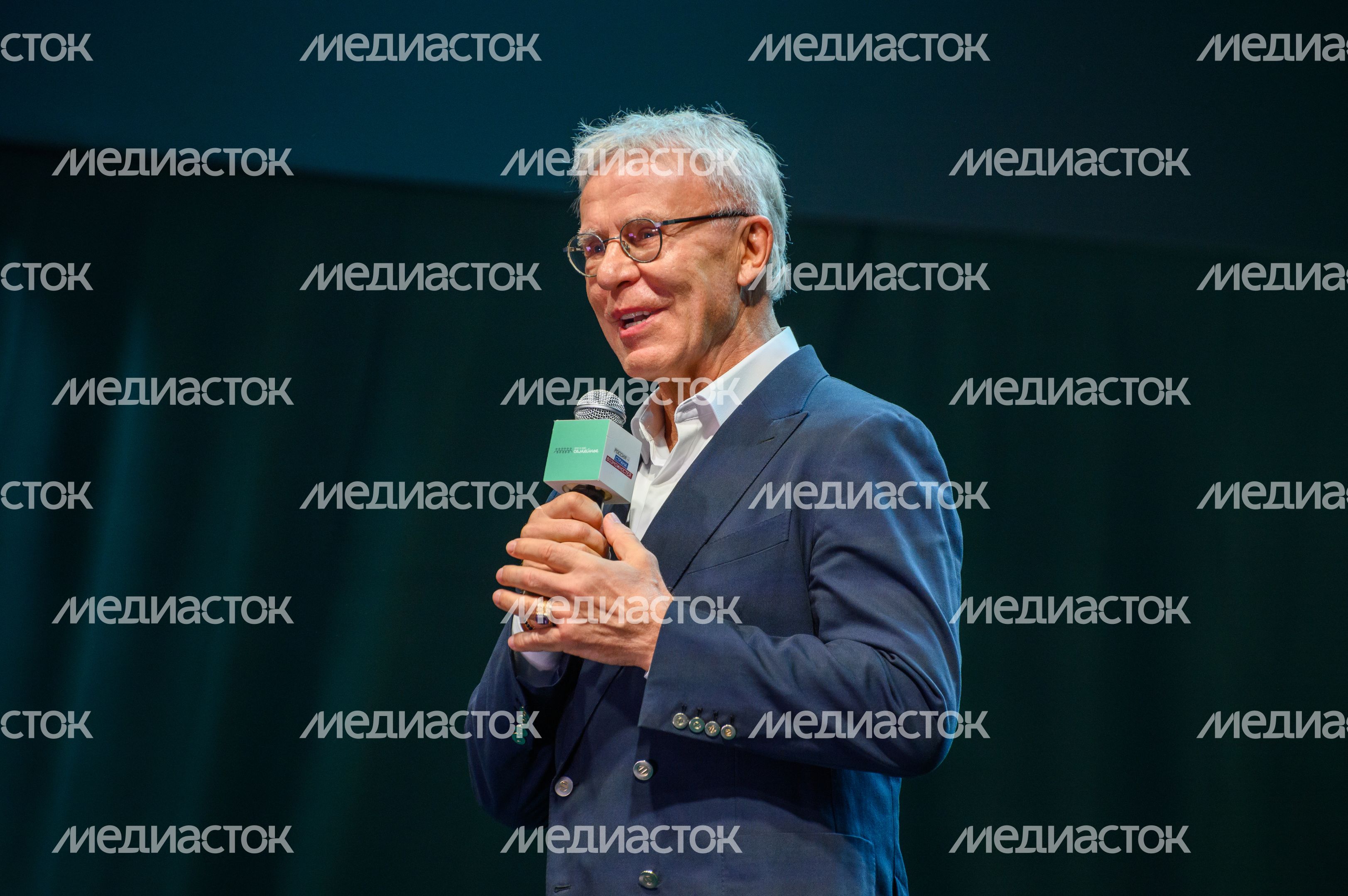 Финал конкурса "Это у нас семейное" в Солнечногорске в День семьи, любви и верности Финал конкурса "Это у нас семейное" в Солнечногорске в День семьи, любви и верности