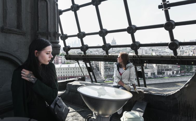 Памятник «В ознаменование 300-летия Российского флота» в Москве, 2 часть