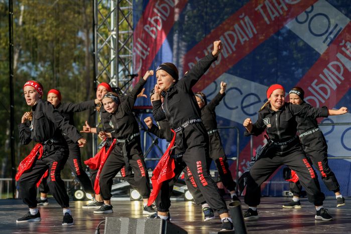 Гала-концерт второго сезона фестиваля «Город танцует в парках» в Ивантеевке