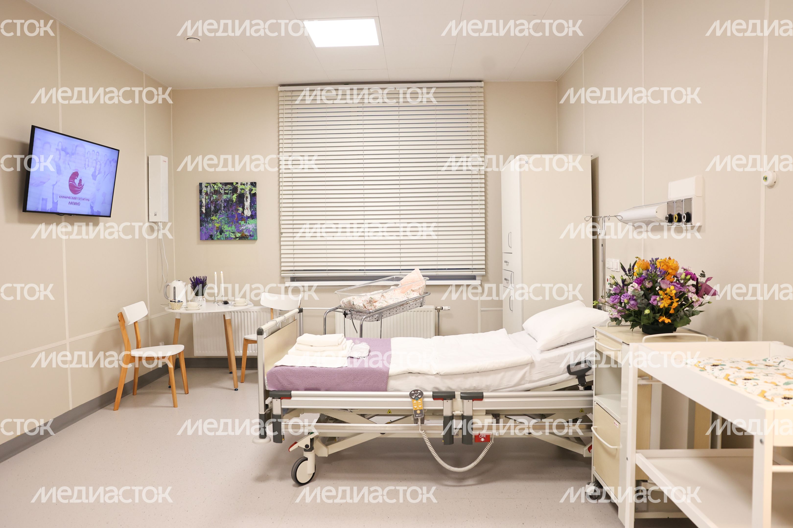 В многопрофильном медцентре "Лапино-4" открыли новое родильное отделение В многопрофильном медцентре "Лапино-4" открыли новое родильное отделение