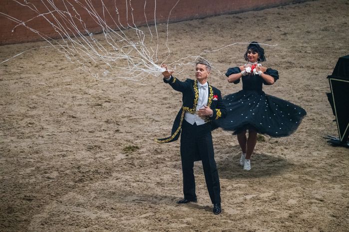 Конное представление «Наша весна! Наша Победа!» в парке «Патриот»