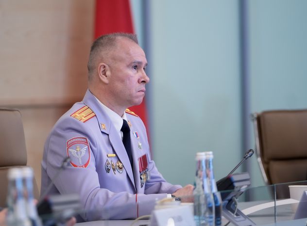 На совещании с губернатором главной темой стала поддержка защитников Родины и их близких