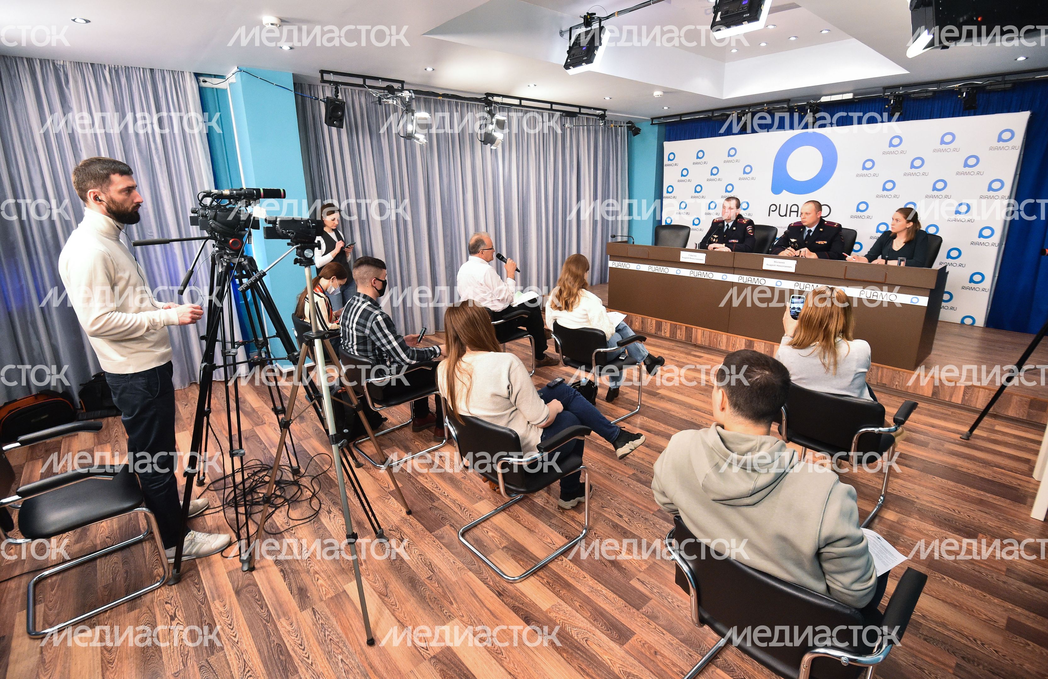 Пресс-конференция на тему: «Обеспечение охраны общественного порядка при проведении майских и религиозных праздников в Подмосковье».