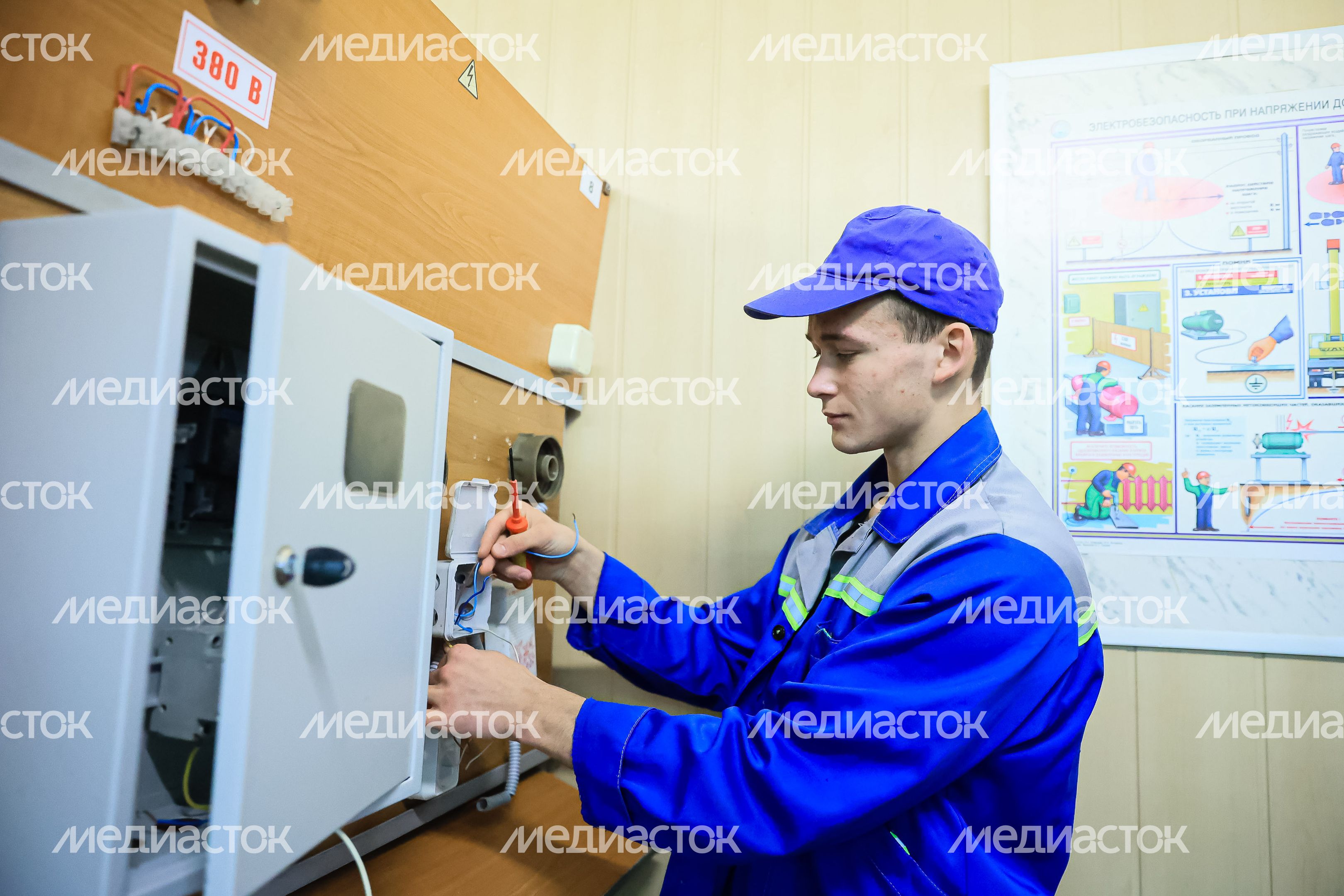 Посещение Губернатором Павлово-Посадского Техникума