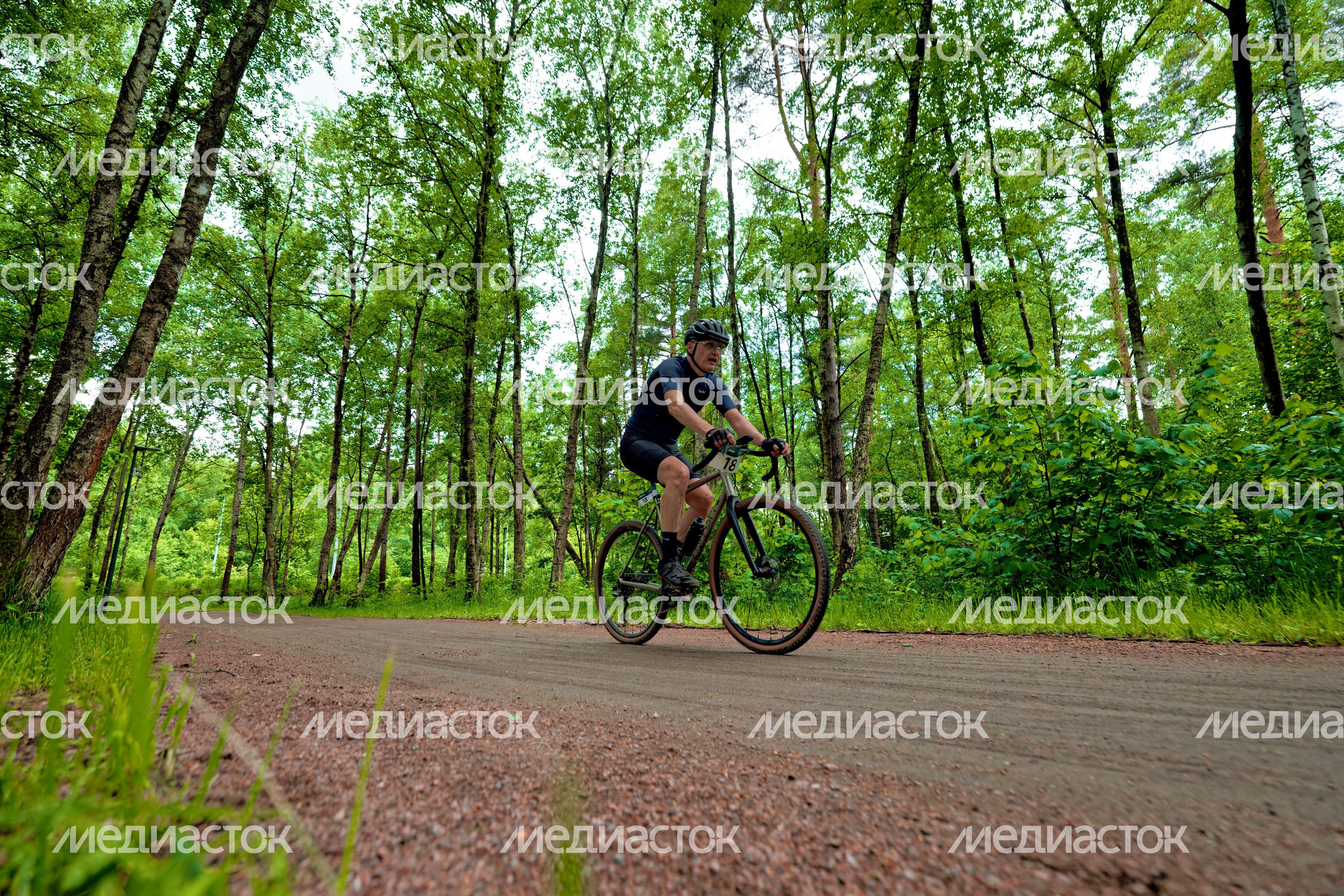 Первый велозаезд серии Gran Fondo Gravel Race в парке Малевича Одинцовского округа Первый велозаезд серии Gran Fondo Gravel Race в парке Малевича Одинцовского округа