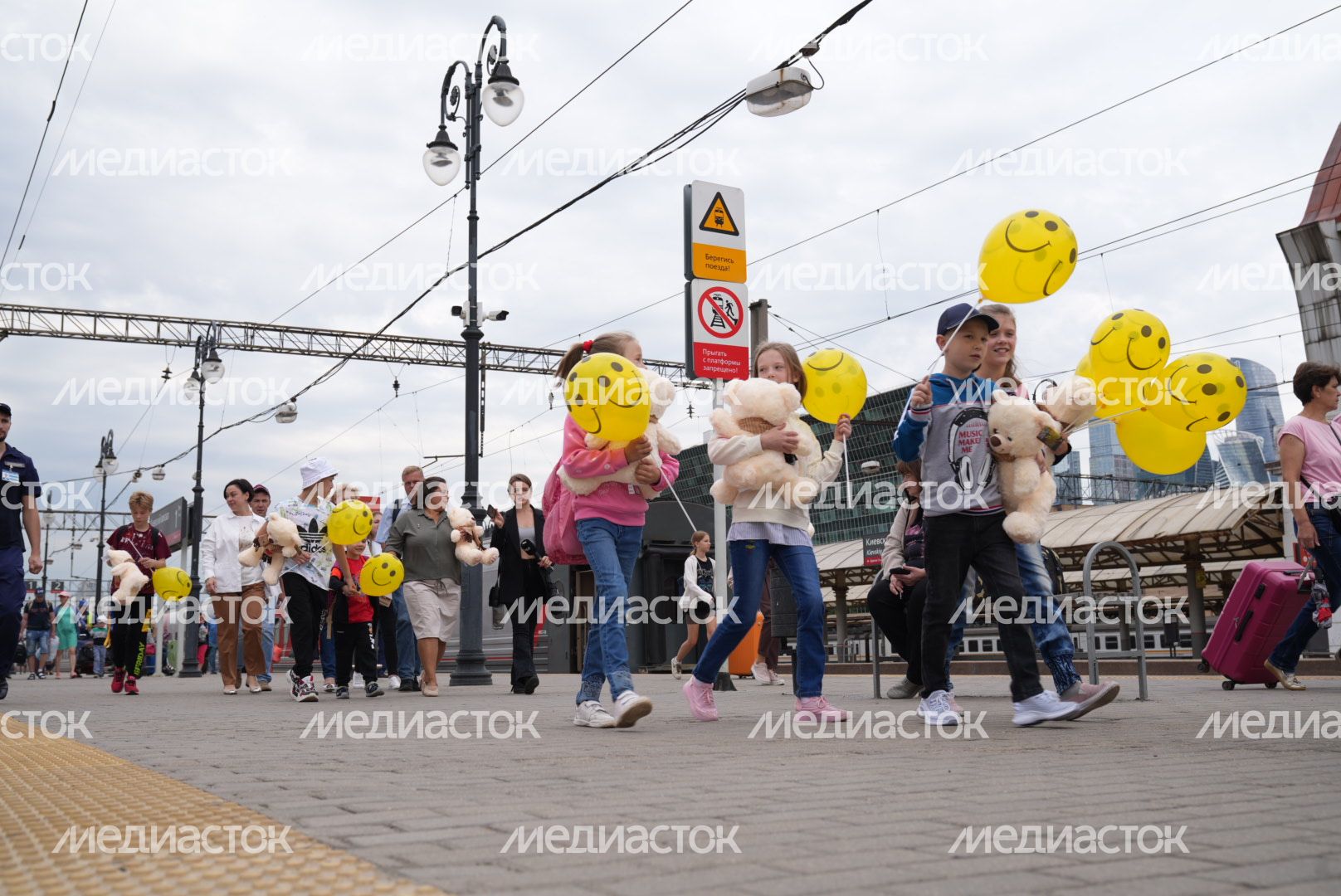 Семья из Подмосковья взяла под опеку 9 детей из ДНР