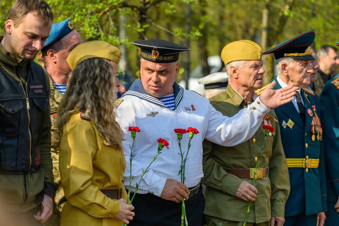 Памятное мероприятие в честь Дня Победы у мемориала Великой Отечественной войны в Яхроме