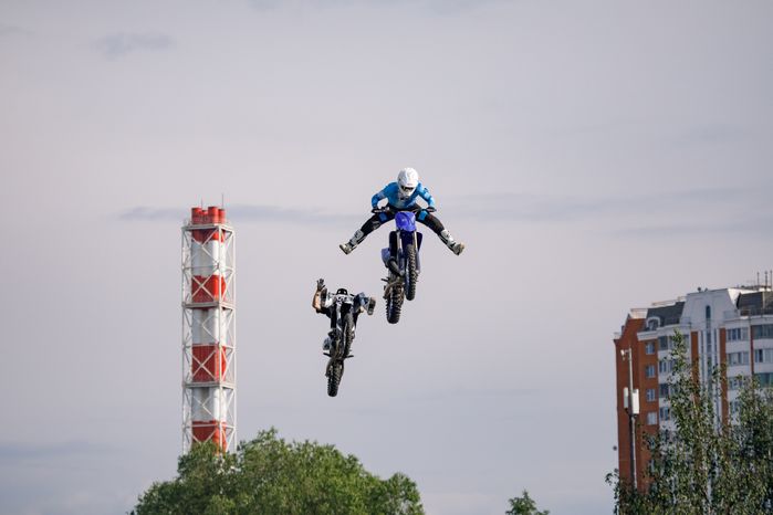 Шоу команды мотофристайла FMX13 в Лобне