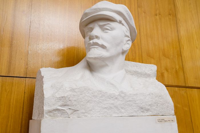 Усадьба «Горки Ленинские». Музей «Кабинет и квартира В.И. Ленина в Кремле»