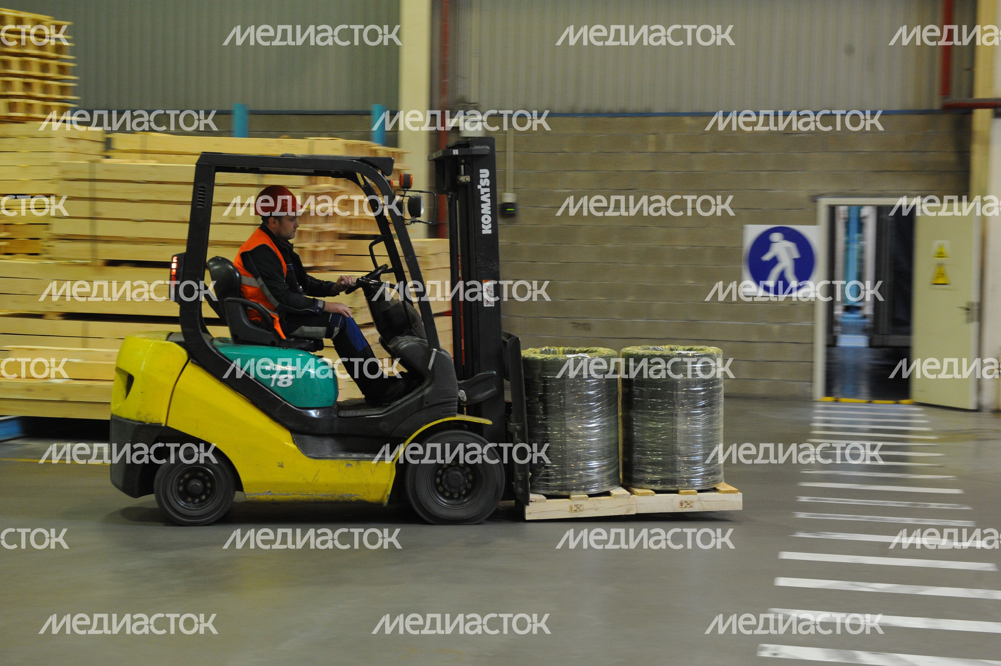 Стекольный завод в Клинском районе