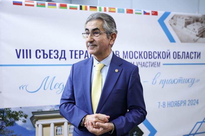 VIII Съезд терапевтов и врачей смежных специальностей Московской области начал работу