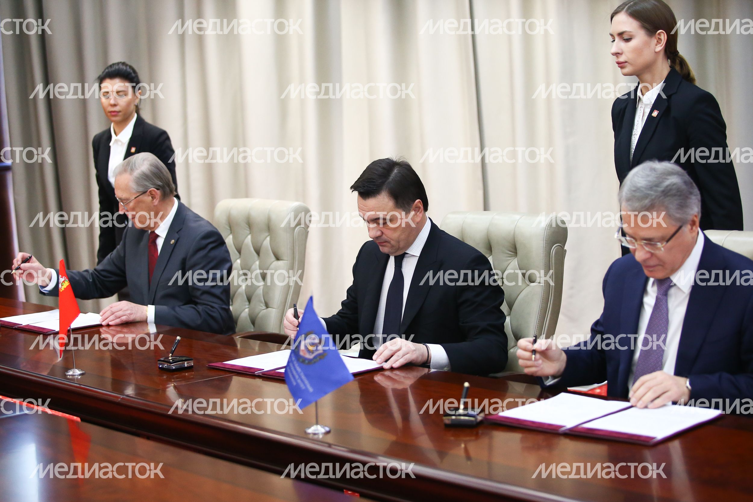 Подписание Соглашения о сотрудничестве между Правительством Подмосковья, ОИЯИ и МГТУ им. Н.Э. Баумана