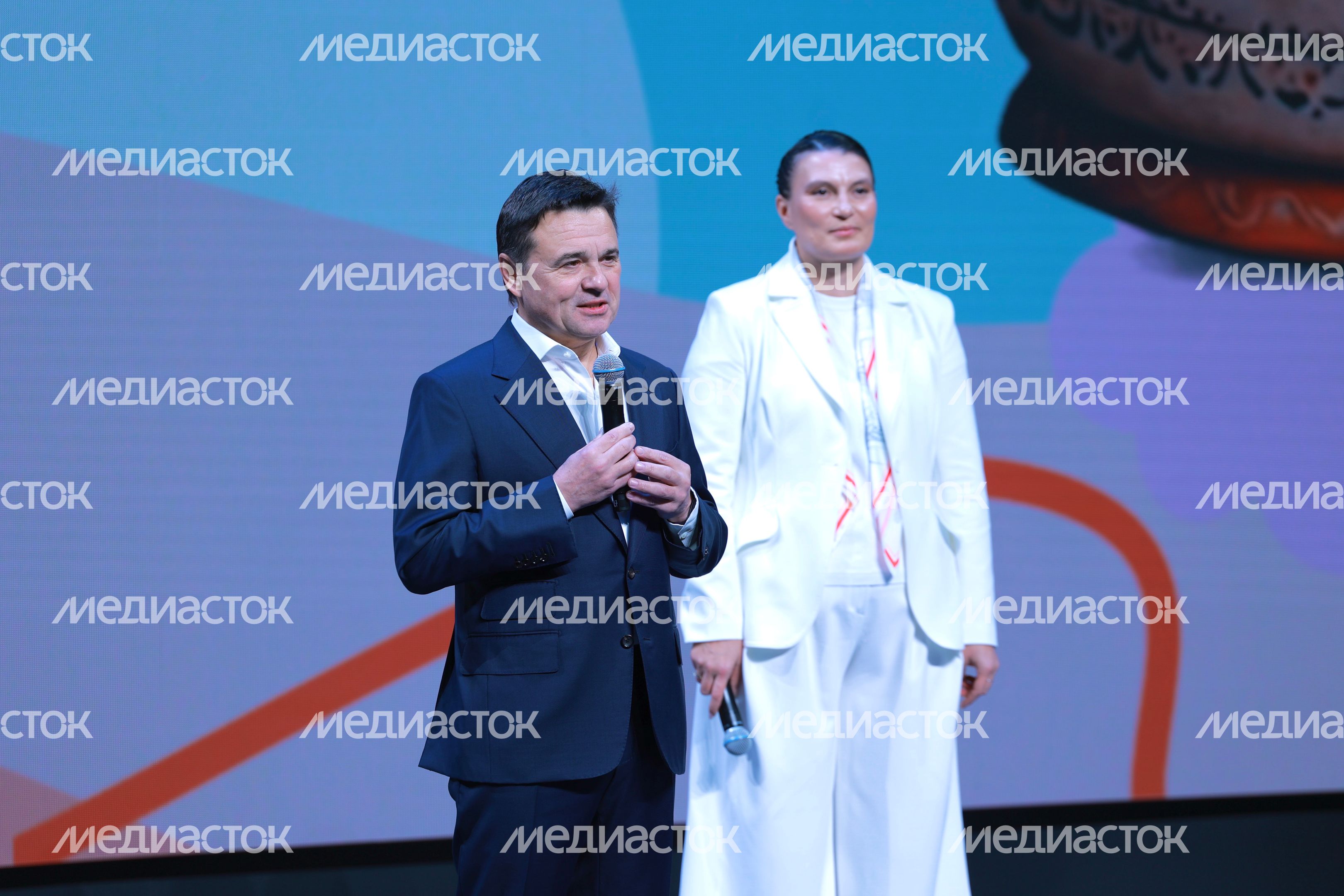 Андрей Воробьев поприветствовал участников фестиваля "Цифровая матрешка" Андрей Воробьев поприветствовал участников фестиваля "Цифровая матрешка"