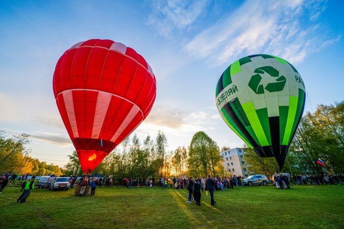 Воздушные шары поднялись в небо над Клином в фестивале воздухоплавания «Город на ладони»