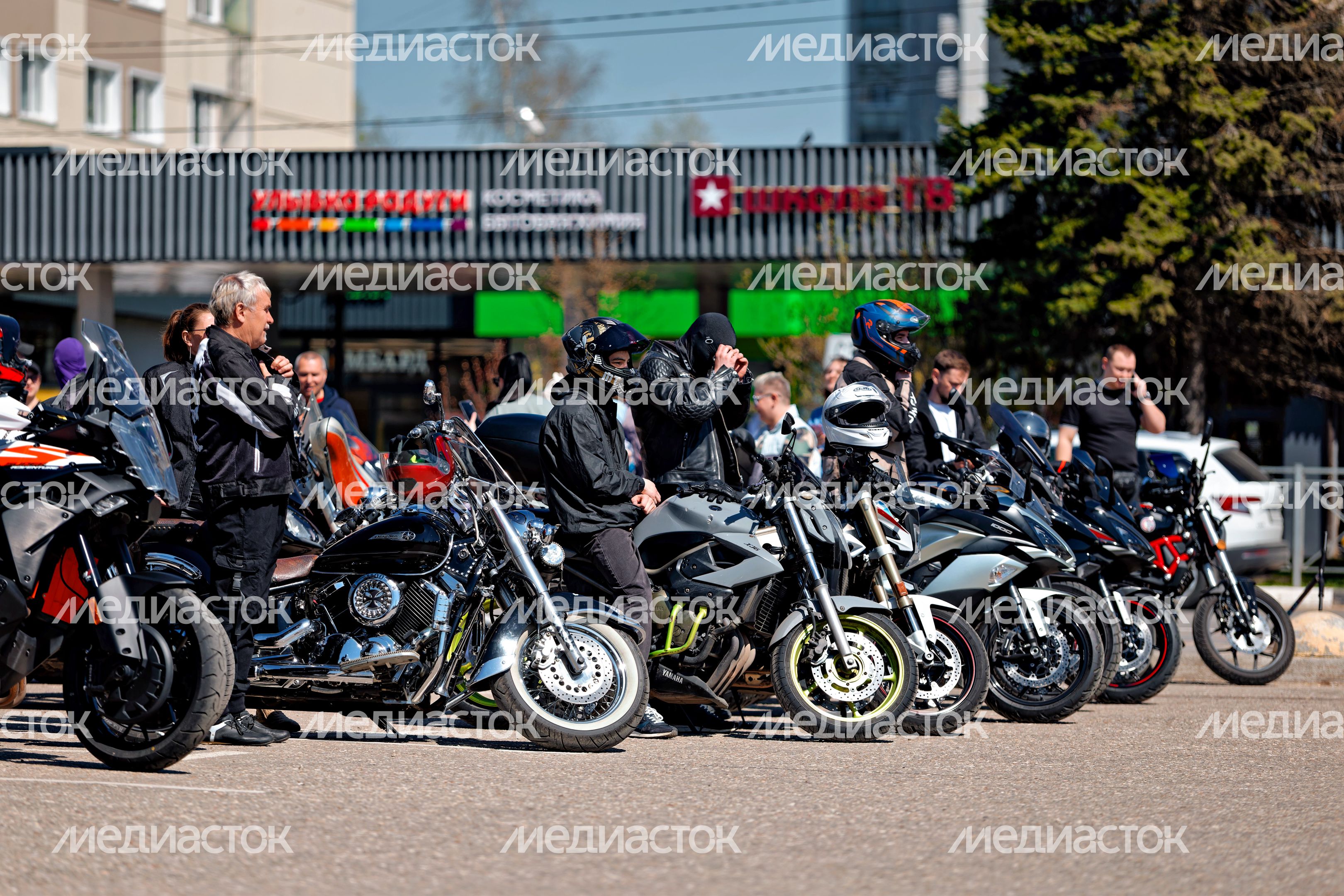 Открытие мотосезона в Одинцовском округе: мотоциклы на дороге Открытие мотосезона в Одинцовском округе: мотоциклы на дороге