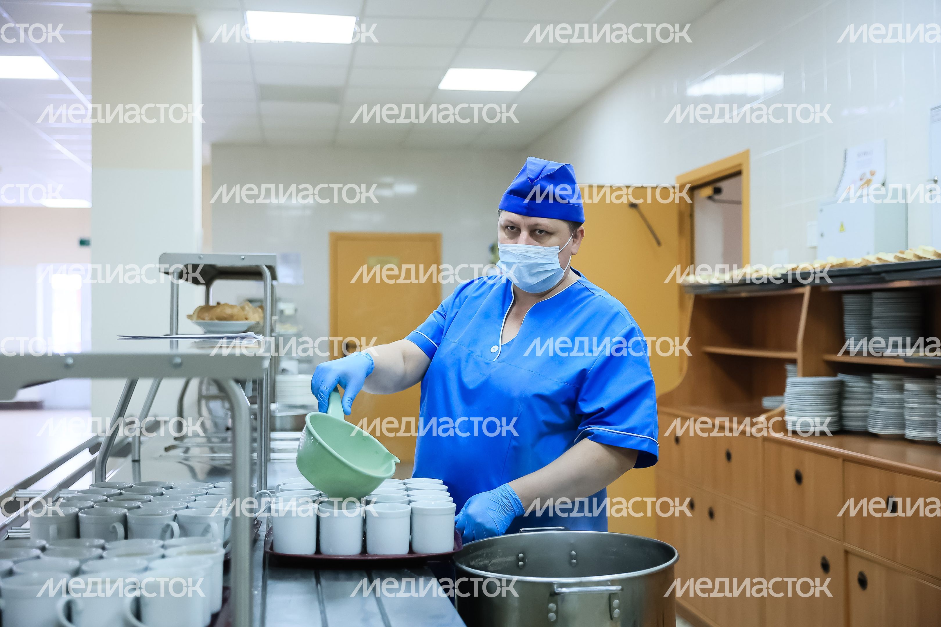 Встреча Губернатора Подмосковья со школьниками из Балашихи, чьи близкие находятся в зоне СВО