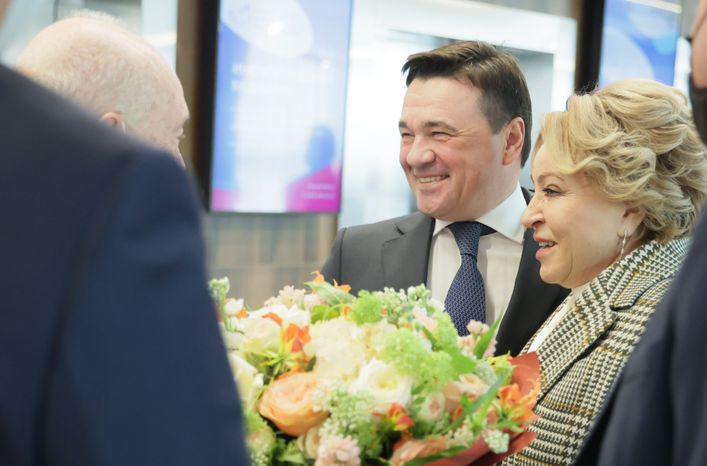 Андрей Воробьев и Валентина Матвиенко посетили Институт ядерной медицины в Химках