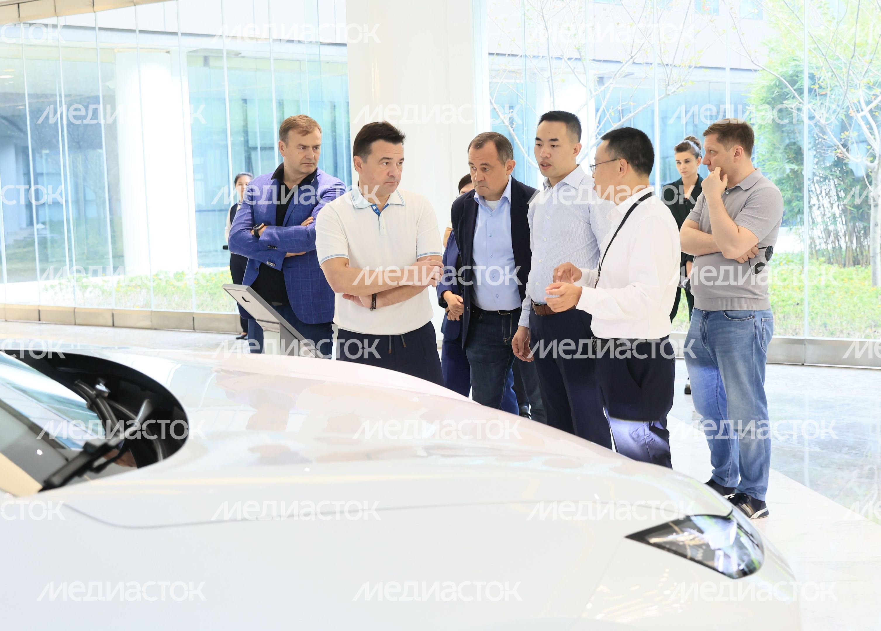 Посещение автозавода Changan Automobile Group в Китае Губернатором Подмосковья